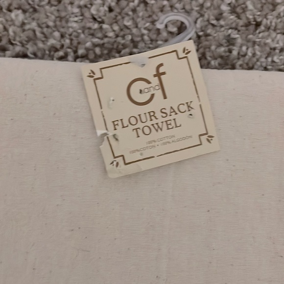 C&F HOME EMBROIDERED PUMPKIN HAND TOWEL - Picture 6 of 7